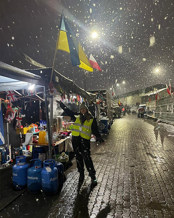 Helping Ukrainians